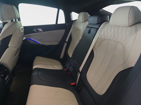 Used 2023 BMW X6 xDrive40i w/ M Sport Package image 14