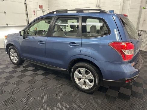 Used 2016 Subaru Forester 2.5i w/ Alloy Wheel Package image 7