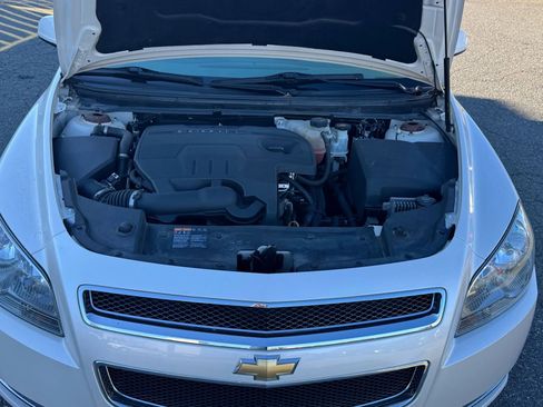 Used 2011 Chevrolet Malibu LT w/ White Diamond Premium Package image 23