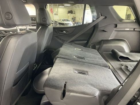 Used 2025 Chevrolet Equinox LT w/ Convenience Package II AWD/4WD image 24