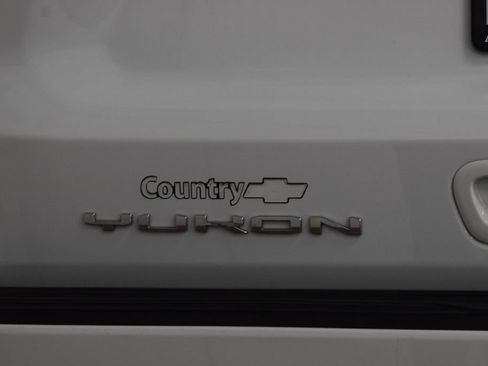 Used 2024 GMC Yukon XL Denali AWD/4WD image 23