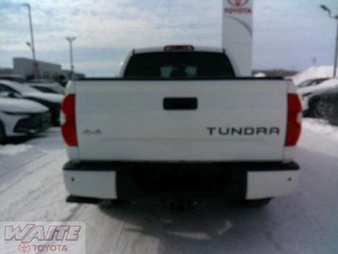 Used 2019 Toyota Tundra Platinum image 3