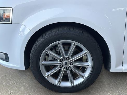 Used 2019 Ford Flex Limited image 40