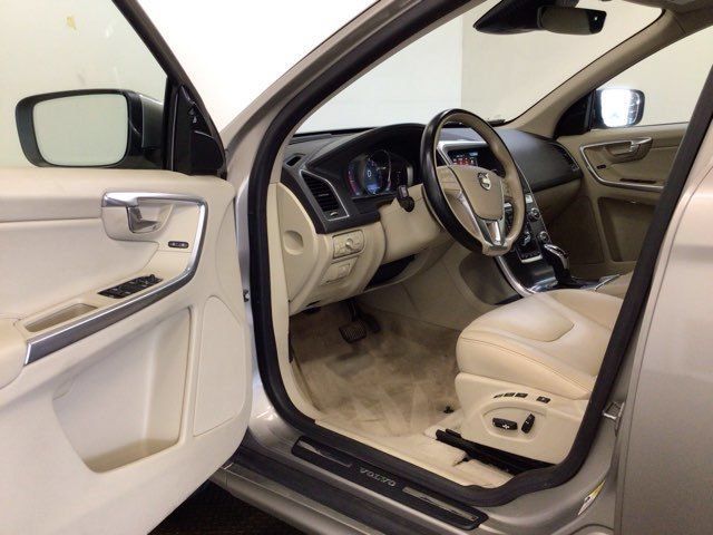 Used 2015 Volvo XC60 T5 Platinum AWD/4WD image 8