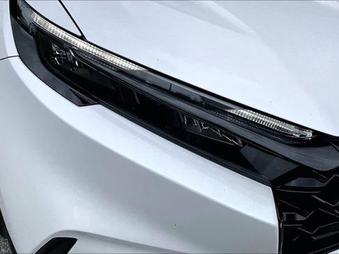 Used 2025 Honda CR-V Sport image 27