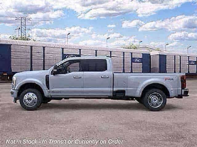 New 2026 Ford F450 Platinum w/ FX4 Off-Road Package AWD/4WD image 57