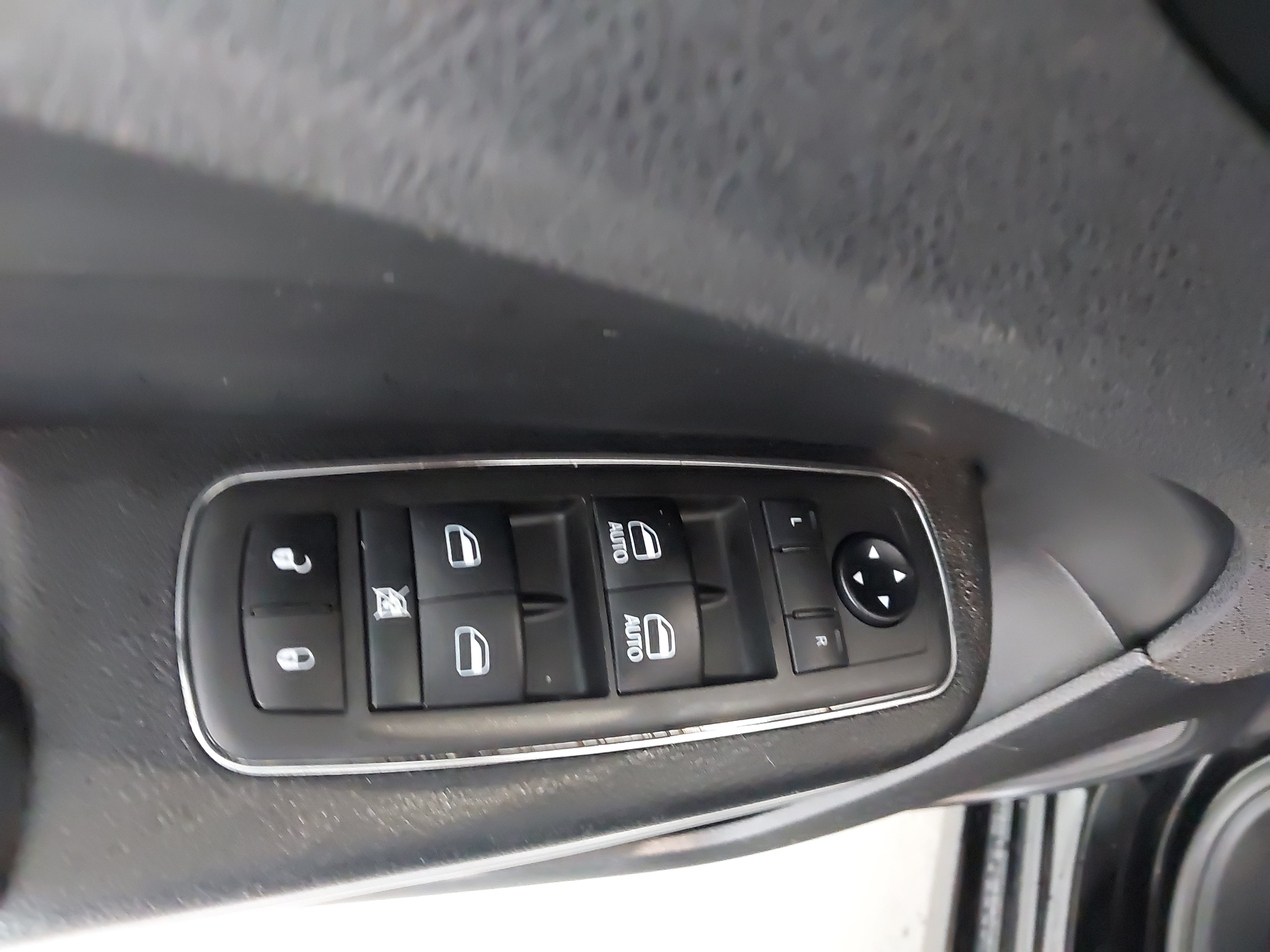 Used 2021 Chrysler 300 S RWD image 20
