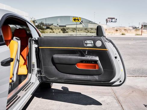 Used 2020 Rolls-Royce Wraith RWD image 26