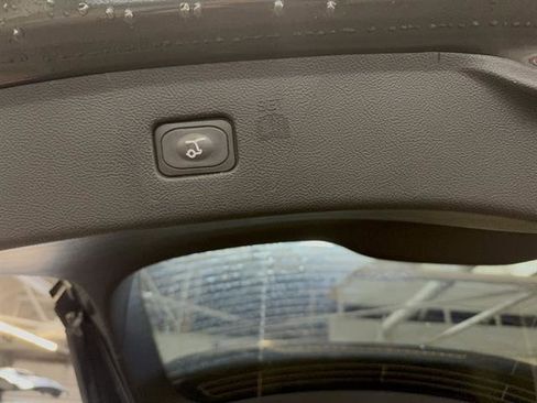 Certified 2022 Ford Edge SEL w/ Convenience Package image 16