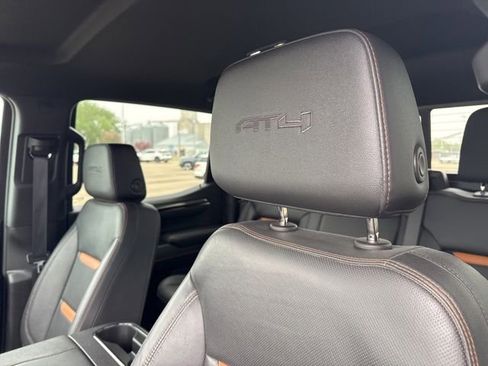 Used 2024 GMC Sierra 1500 AT4 w/ AT4 Premium Package AWD/4WD image 21
