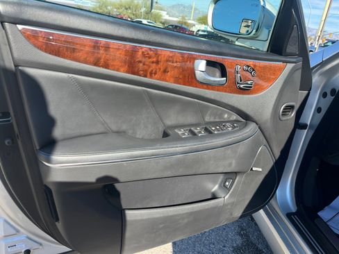 Used 2013 Hyundai Equus Ultimate image 13