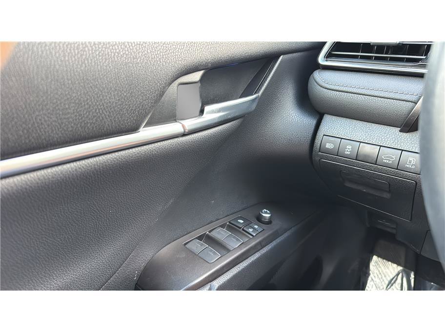 Used 2023 Toyota Camry XLE w/ Navigation Package AWD/4WD image 30