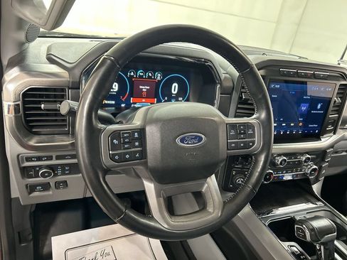 Used 2022 Ford F150 Lariat w/ Equipment Group 502A High AWD/4WD image 4