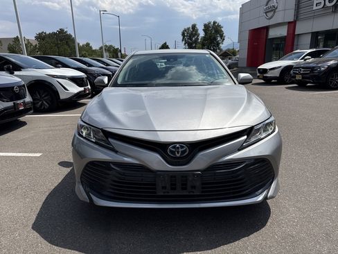 Used 2019 Toyota Camry LE FWD image 2