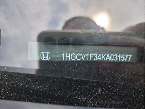 Used 2019 Honda Accord Sport image 16