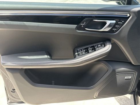 New 2025 Porsche Macan image 20