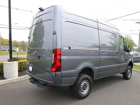 Used 2023 Mercedes-Benz Sprinter 2500 image 5