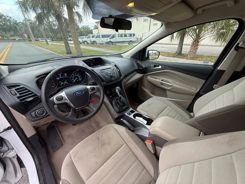 Used 2016 Ford Escape SE image 11