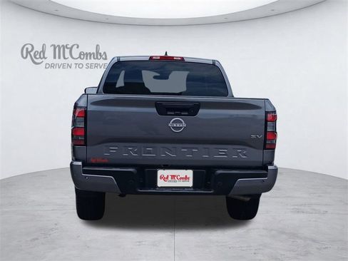 Used 2024 Nissan Frontier SV w/ Technology Package RWD image 6