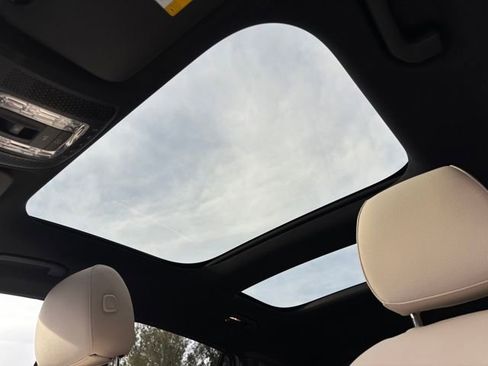 Used 2025 Mercedes-Benz GLA 250 4MATIC image 81