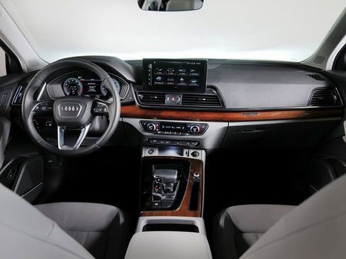 Certified 2022 Audi Q5 2.0T Premium Plus w/ Premium Plus Package image 9