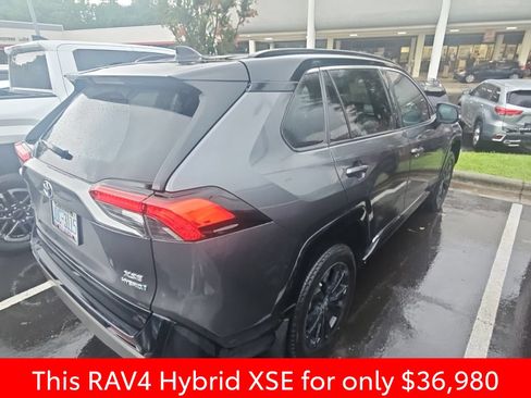 Used 2024 Toyota RAV4 XSE AWD/4WD image 20