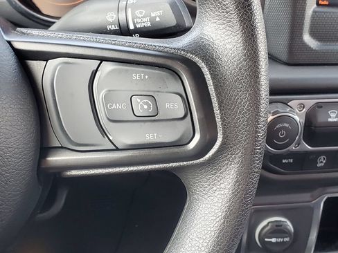 Used 2023 Jeep Wrangler Sport AWD/4WD image 13