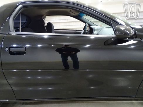 Used 1995 Chevrolet Camaro Z28 image 34