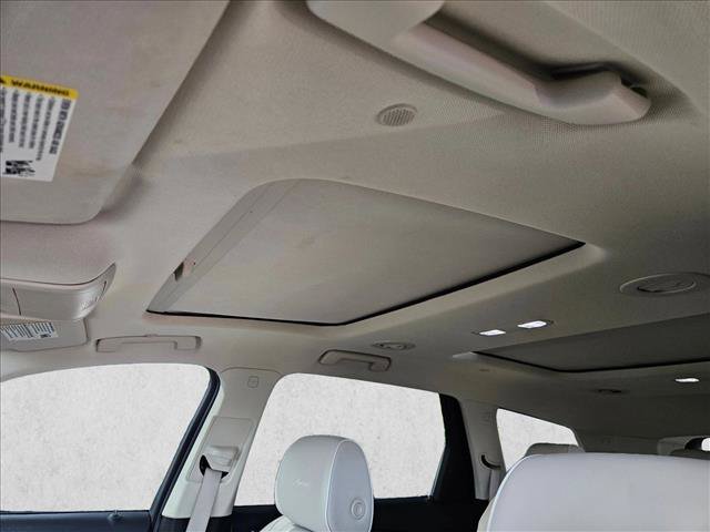Used 2023 Buick Enclave Avenir w/ Avenir Technology Package FWD image 14