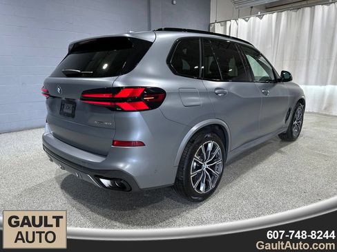Certified 2026 BMW X5 xDrive40i w/ M Sport Package AWD/4WD image 3