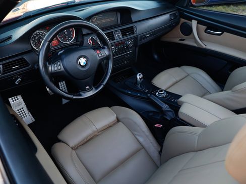 Used 2013 BMW M3 Convertible image 6