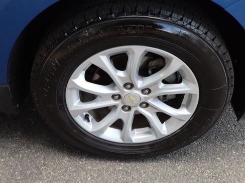 Used 2019 Chevrolet Equinox LS FWD image 13