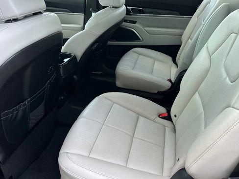 Used 2023 Kia Telluride SX AWD/4WD image 12