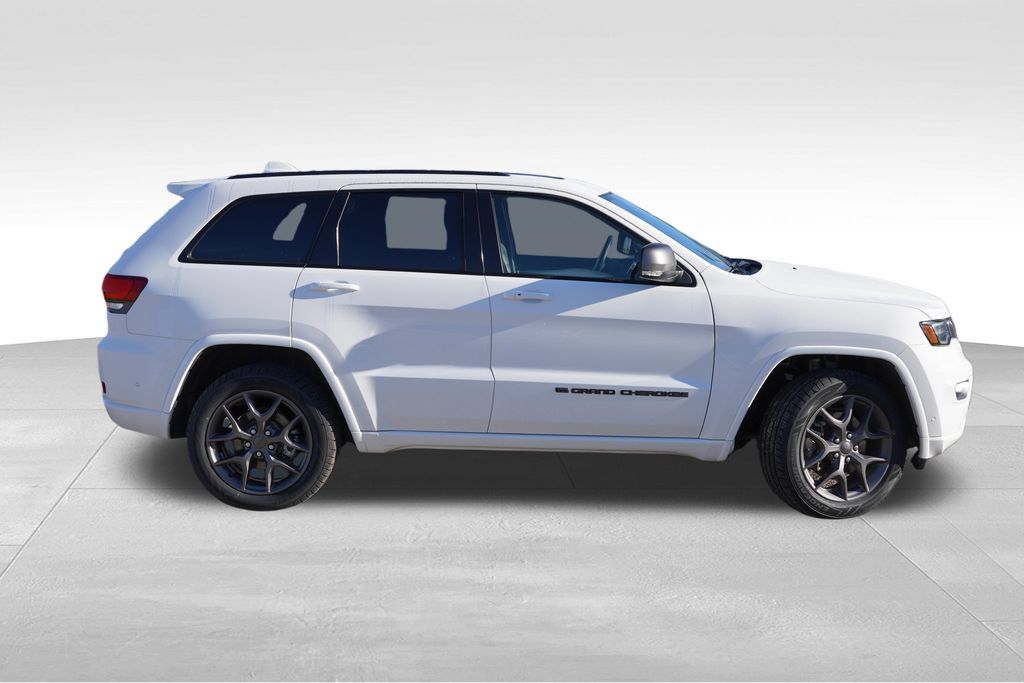 Certified 2021 Jeep Grand Cherokee Limited w/ Quick Order Package 28K 80th AWD/4WD image 3