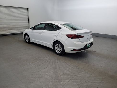 Used 2019 Hyundai Elantra SE FWD image 3