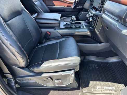 Used 2021 Ford F150 Lariat w/ Equipment Group 502A High AWD/4WD image 11