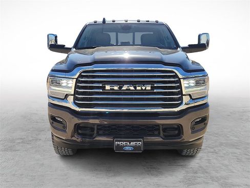 Used 2022 RAM 2500 Limited image 3