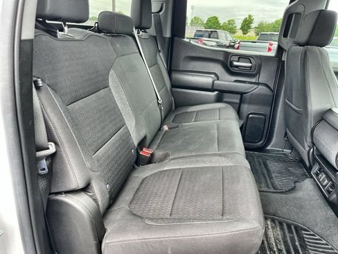 Used 2022 Chevrolet Silverado 1500 LT AWD/4WD image 25