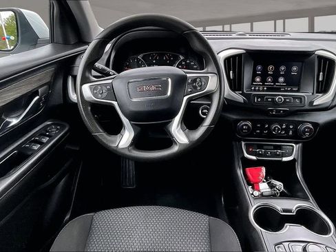 Used 2023 GMC Terrain SLE w/ Driver Convenience Package AWD/4WD image 7