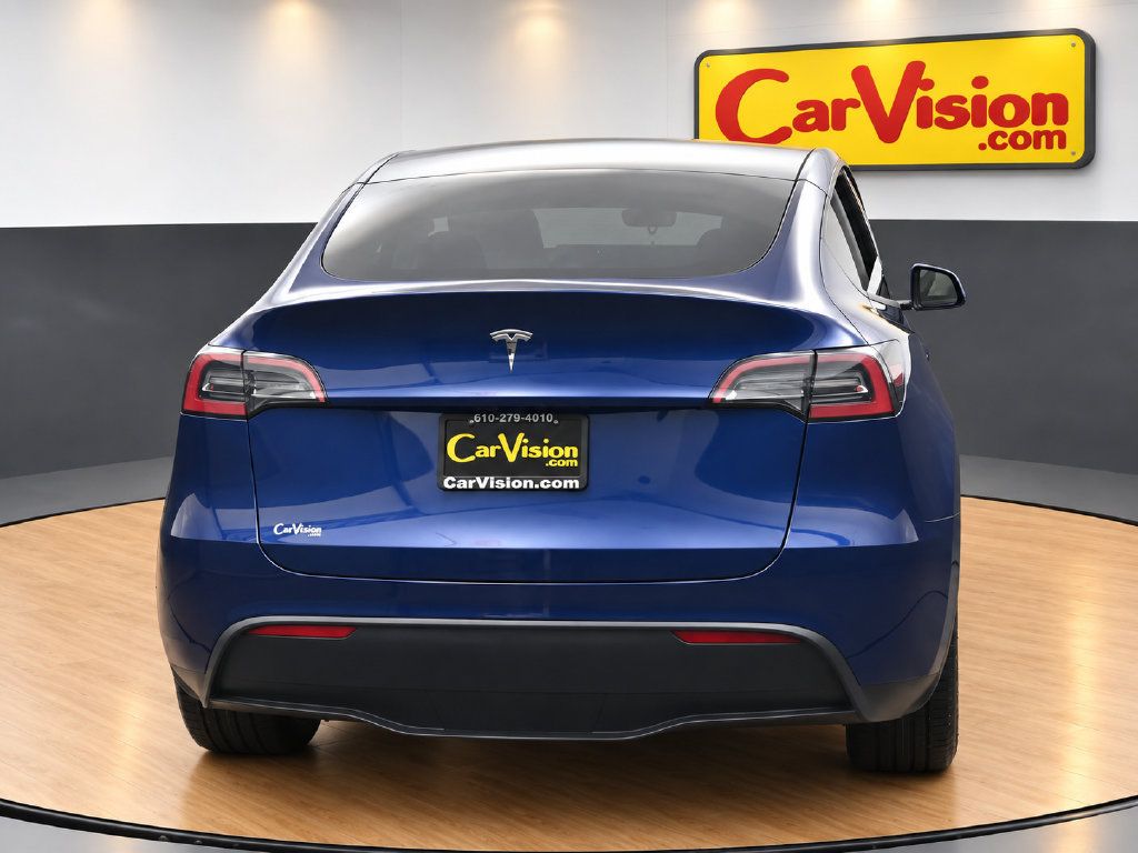 Used 2024 Tesla Model Y 2WD image 4