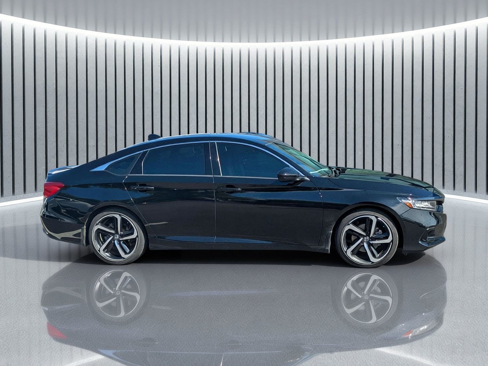 Certified 2022 Honda Accord Sport image 3