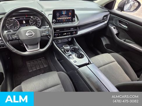 Used 2025 Nissan Rogue SV FWD image 7