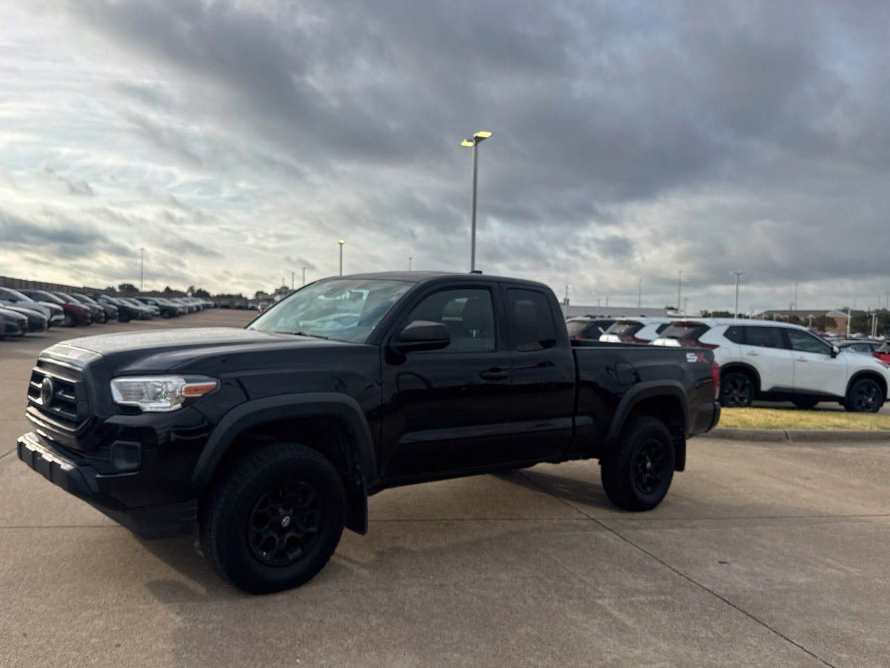 Used 2021 Toyota Tacoma SR w/ SX Package AWD/4WD image 10