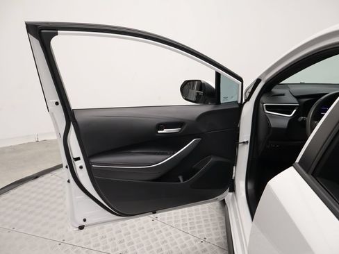 Certified 2024 Toyota Corolla SE FWD image 16