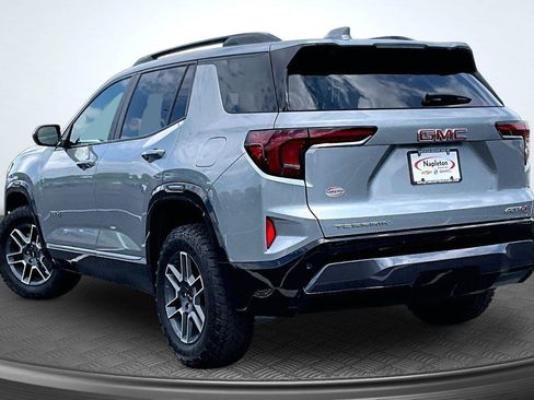 Used 2026 GMC Terrain AT4 w/ Convenience Package III AWD/4WD image 14