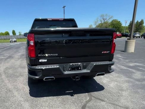 Used 2022 Chevrolet Silverado 1500 RST AWD/4WD image 7