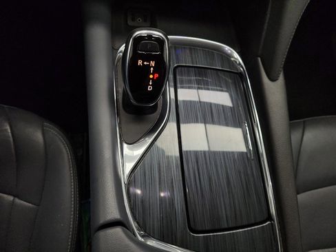 Used 2018 Buick Enclave Premium image 26