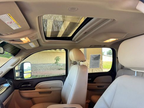 Used 2012 GMC Sierra 3500 Denali AWD/4WD image 20