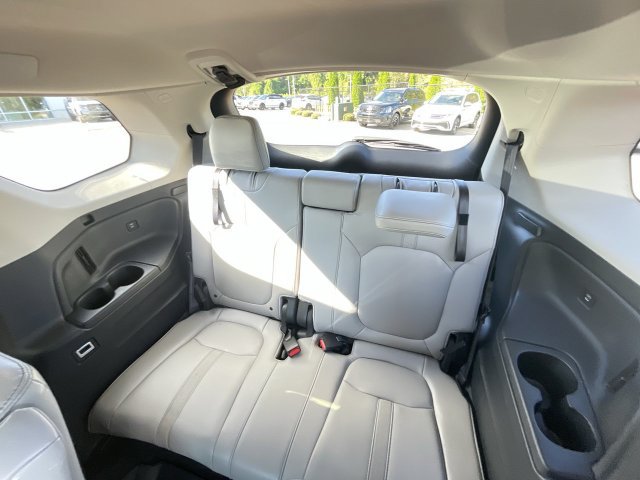 Used 2024 Honda Pilot EX-L image 18