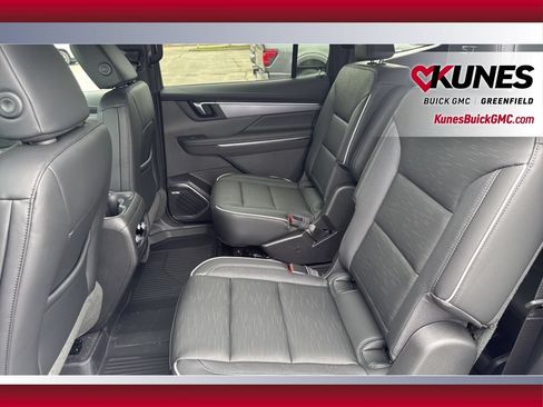 New 2026 Buick Enclave Sport Touring w/ Power Package AWD/4WD image 40
